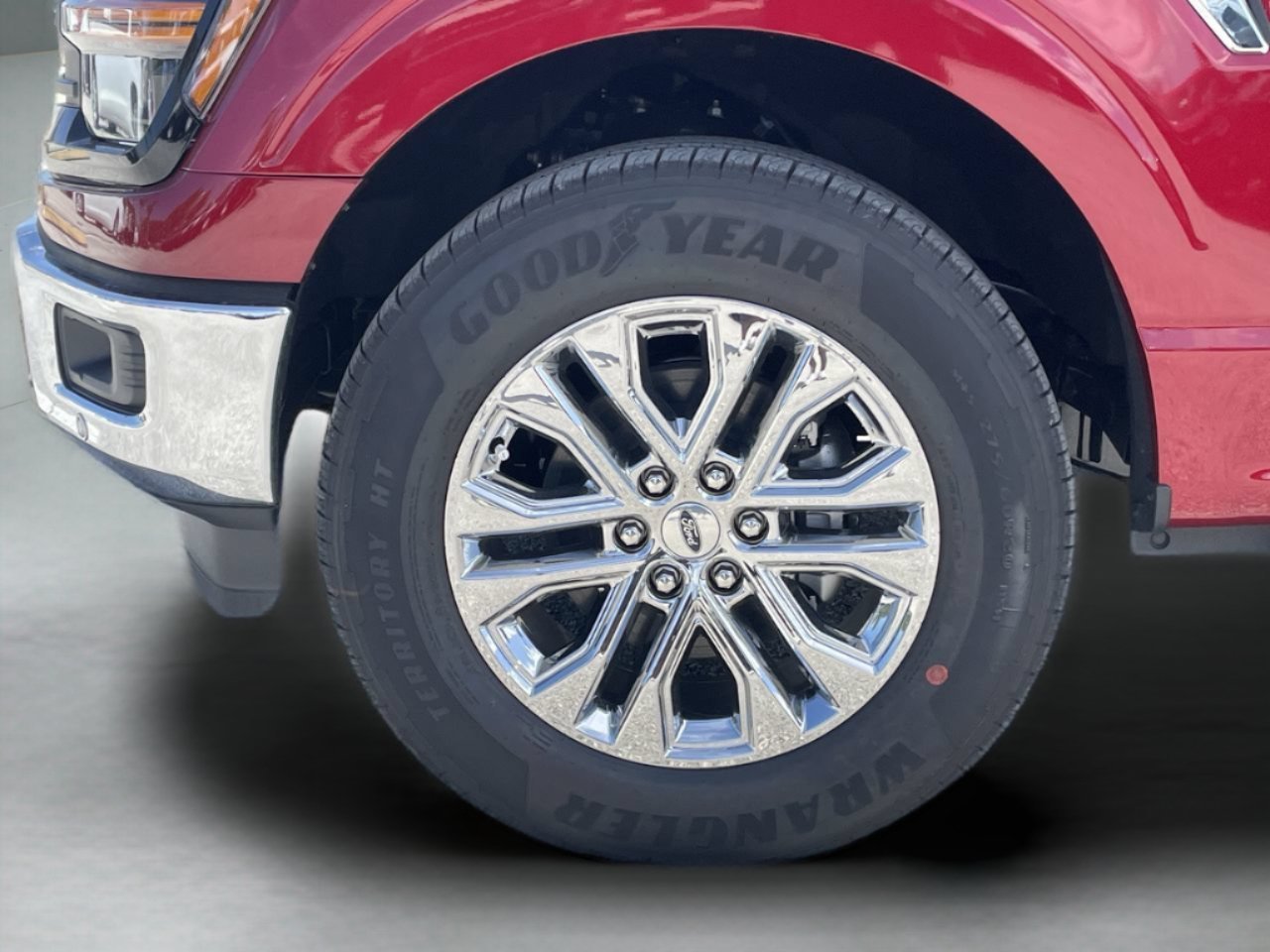 New 2026 Ruby Red Metallic Tinted Clearcoat Ford XLT image 32