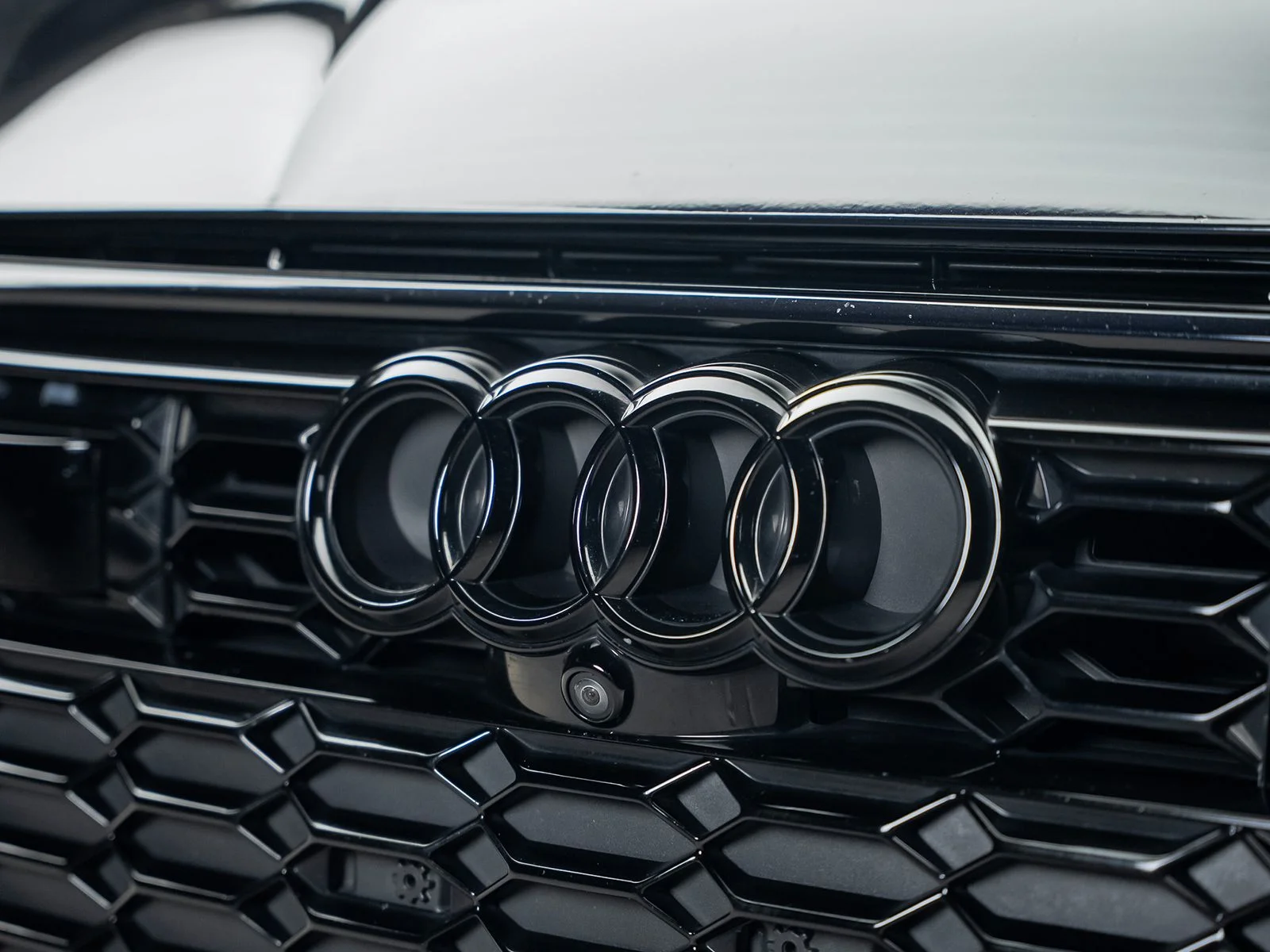 Used 2022 Black Audi 4.0T image 11