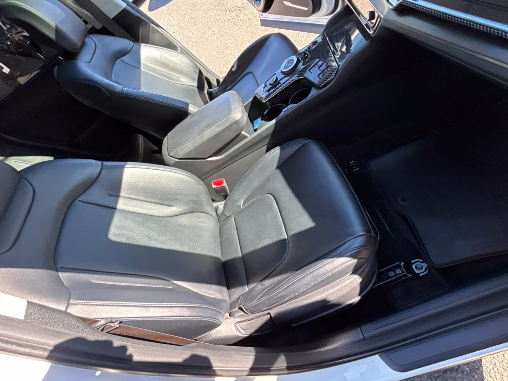 Used 2025 White Kia EX image 28