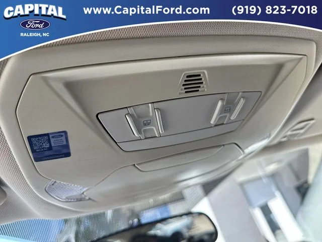 Used 2017 Red Ford SE image 33