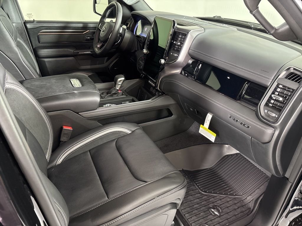 New 2026 Diamond Black Crystal Pearl-Coat Exterior Paint RAM RHO image 17