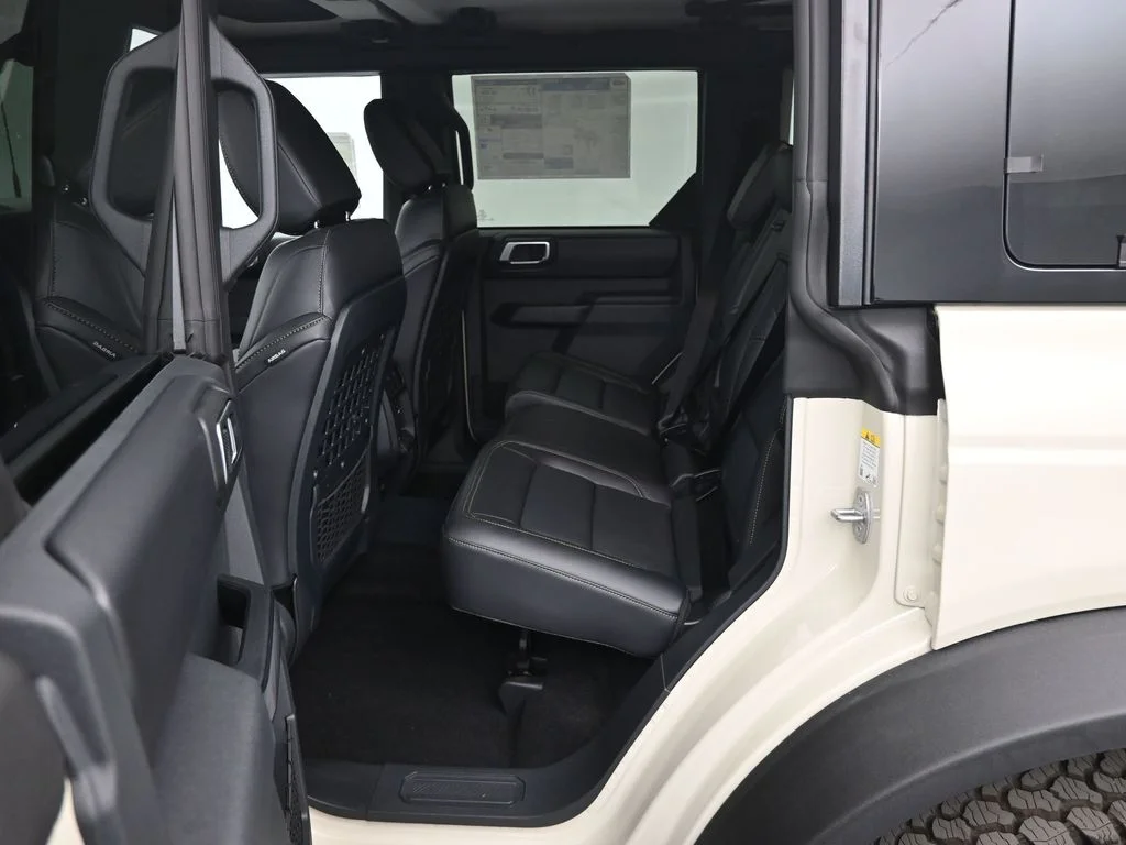 New 2026 Desert Sand Ford Badlands image 18