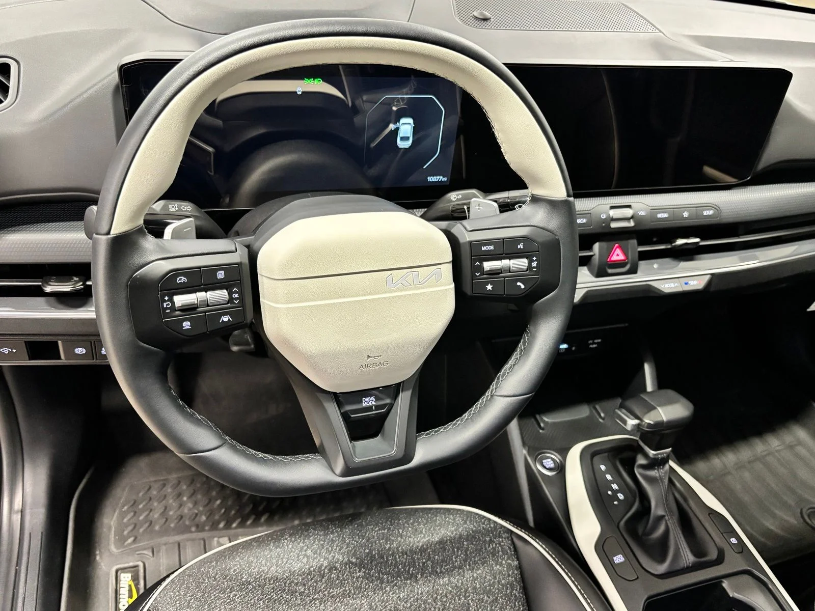Used 2025 Gray Kia GT-Line image 15