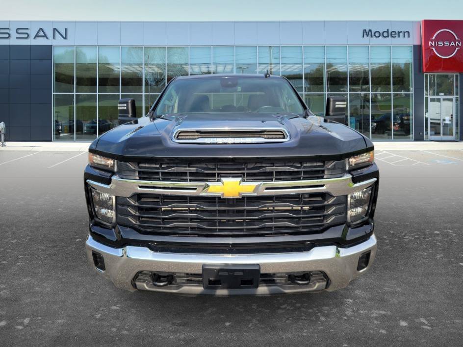 Used 2026 Black Chevrolet LT image 2
