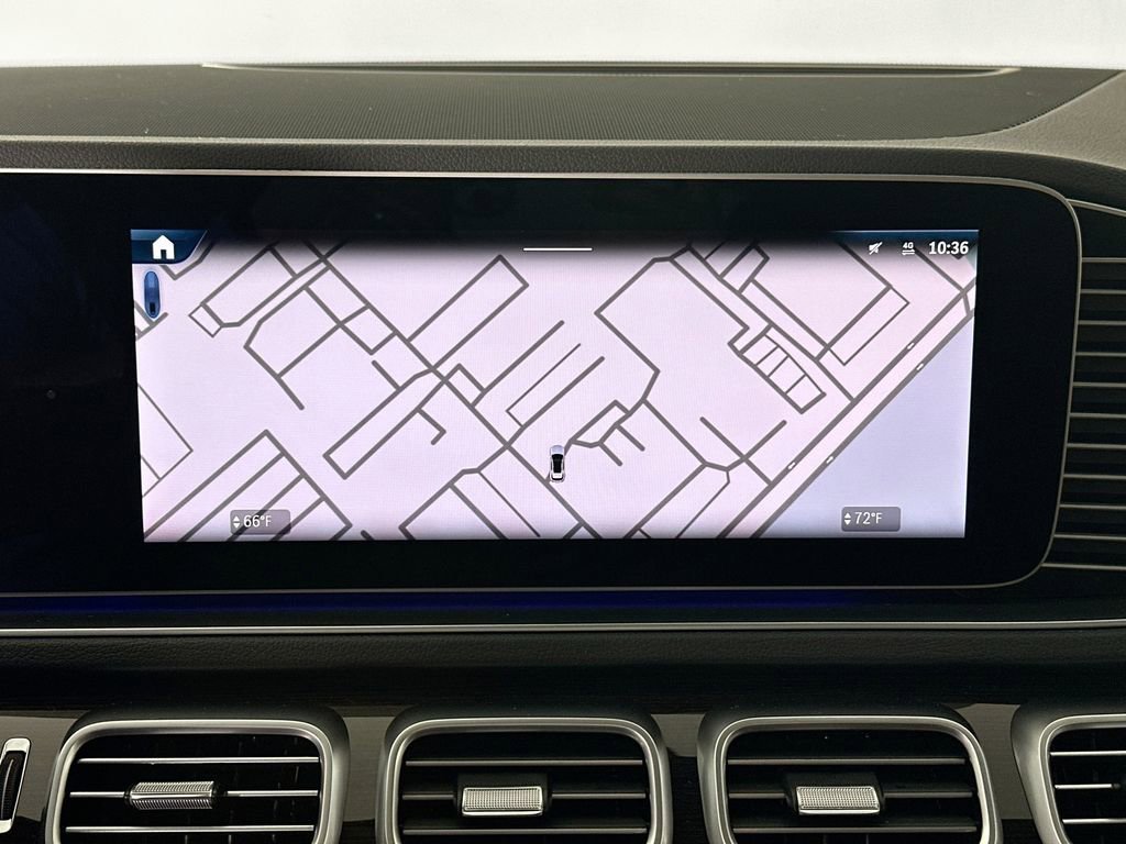 New 2026 MANUFAKTUR Moonlight White Metallic Mercedes-Benz GLE 450 image 47