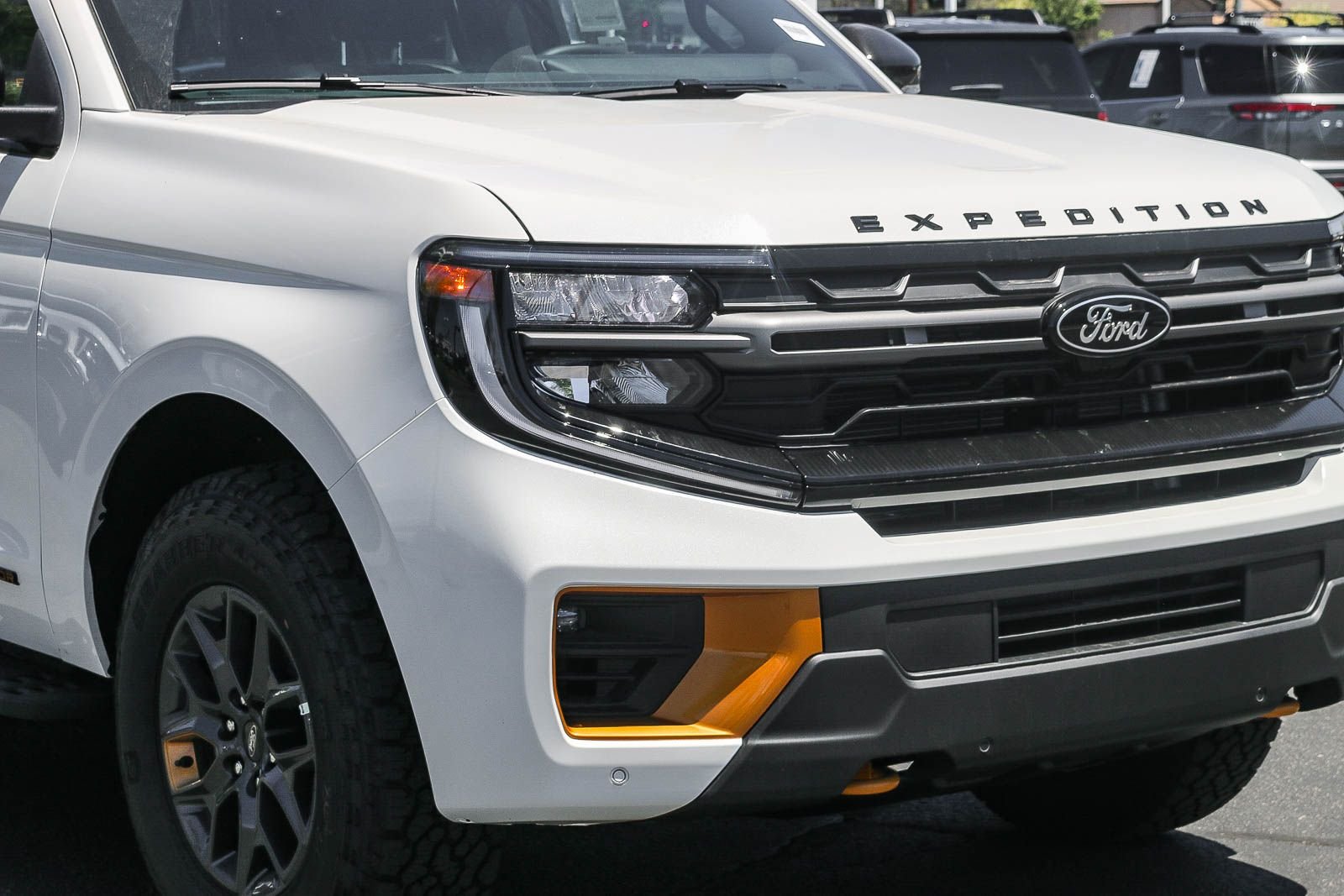 New 2026 Star White Metallic Tri-Coat Ford Tremor® image 4