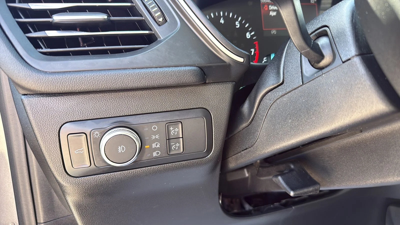 Used 2021 Gray Ford SEL image 17