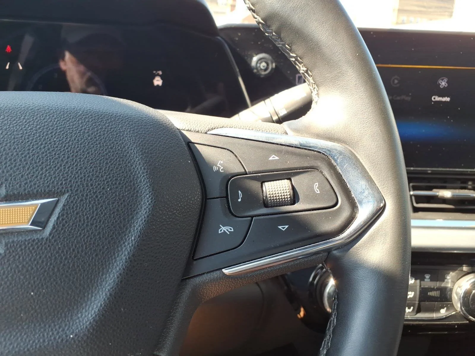 Used 2026 Cypress Gray Chevrolet LT image 28
