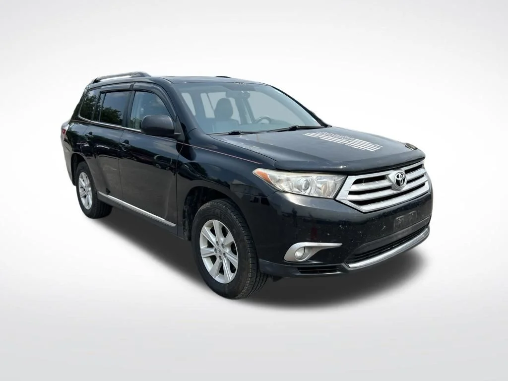 Used 2012 Toyota Highlander SE with VIN 5TDBK3EH5CS169273 for sale in Morgantown, WV