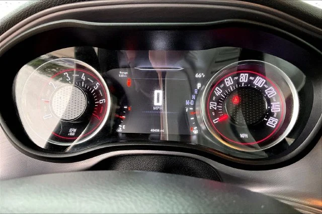 Used 2023 White Dodge SXT image 12