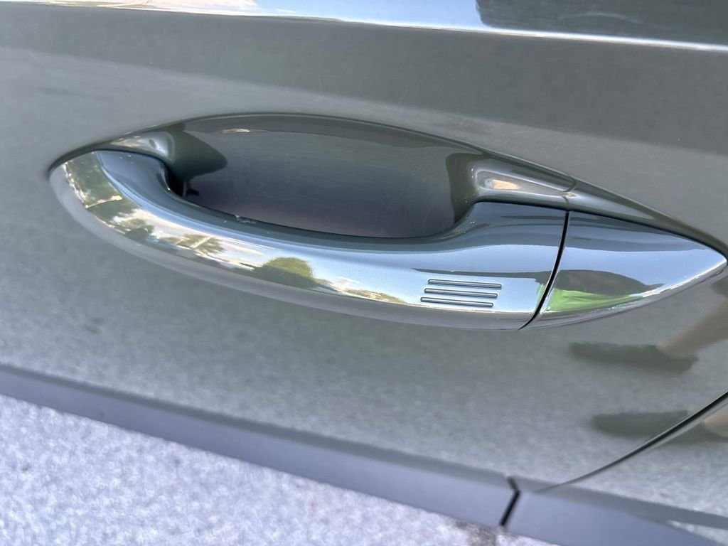 Certified Used 2025 Green Hyundai SEL image 22