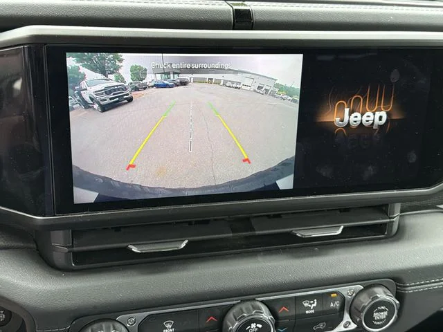 Used 2024 White/off-white Jeep Rubicon 4xe image 13