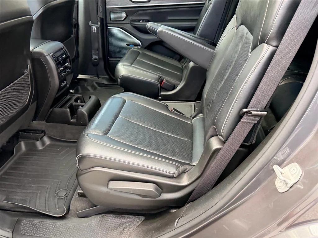 Used 2021 Gray Jeep Overland image 10