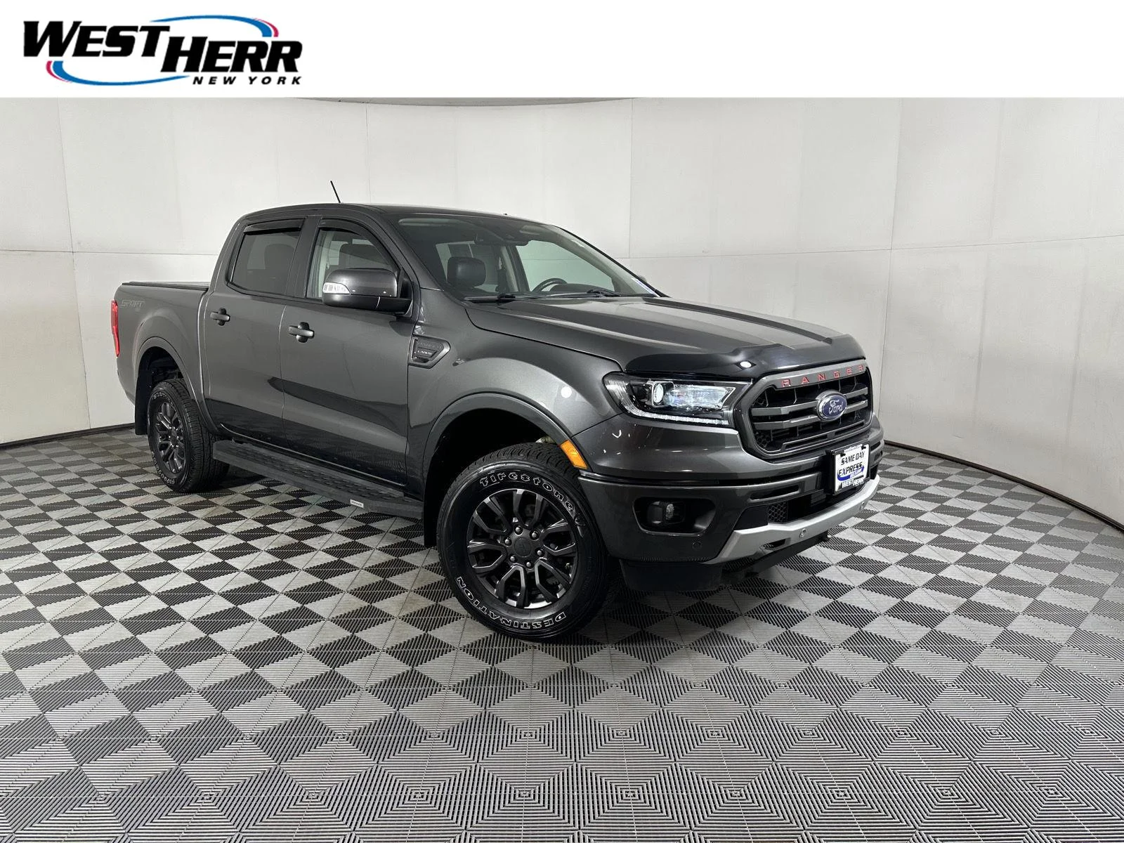 Used 2019 Magnetic Ford LARIAT image 1