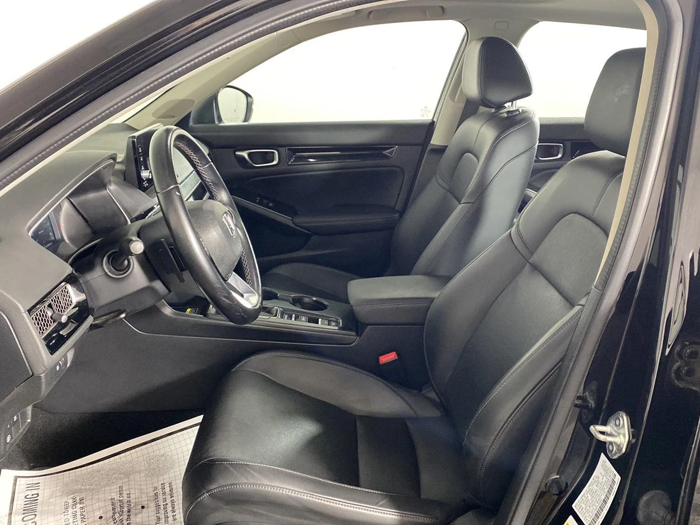 Used 2023 Crystal Black Pearl Honda Touring image 14