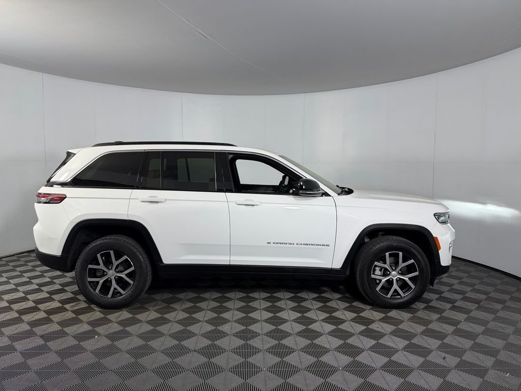 Certified Used 2024 White Jeep Limited image 6