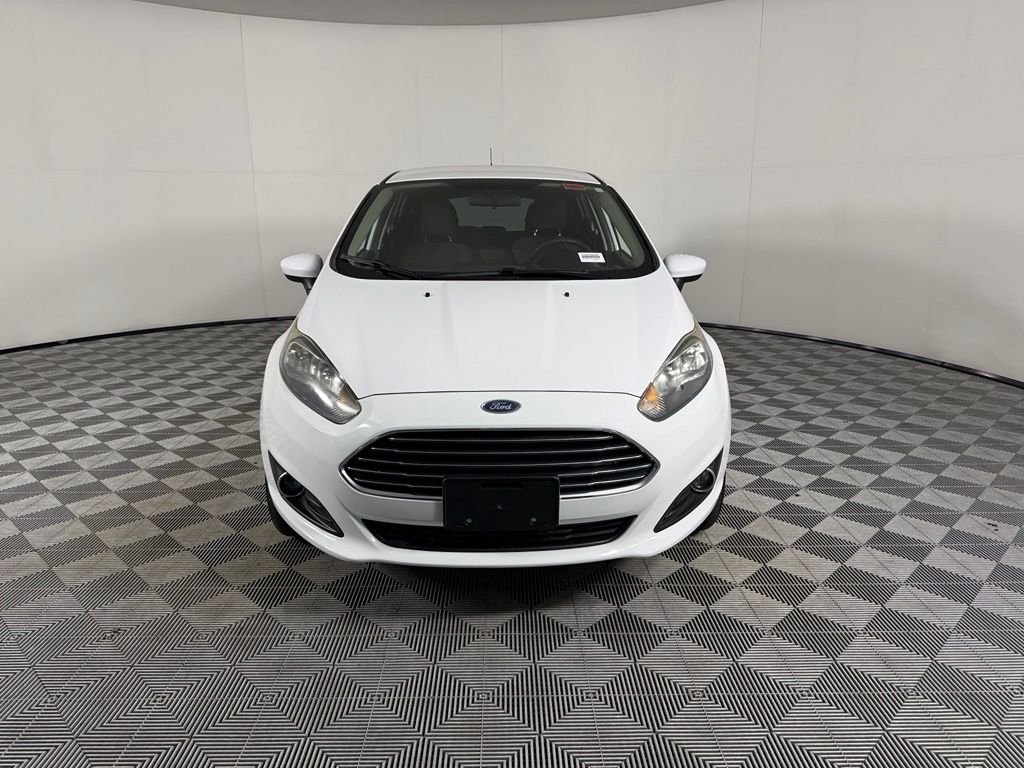 Used 2019 White Ford SE image 10