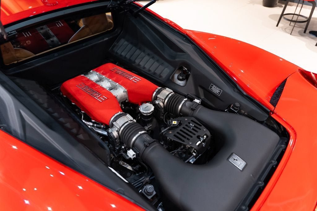 Used 2010 Rosso Corsa Ferrari Base image 17