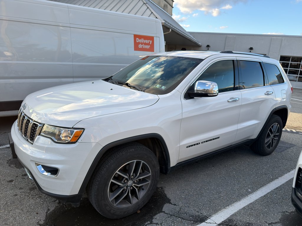 Used 2018 Jeep Grand Cherokee Limited with VIN 1C4RJFBG6JC215304 for sale in Wrightsville, PA