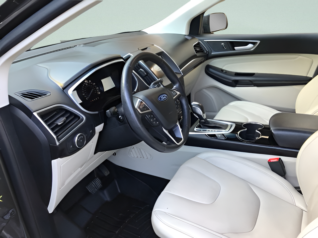 Used 2018 Gray Ford Titanium image 11