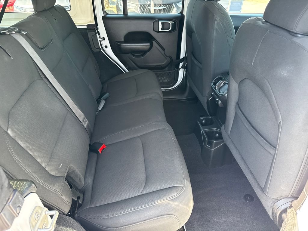 Used 2023 White Jeep Sport S image 17