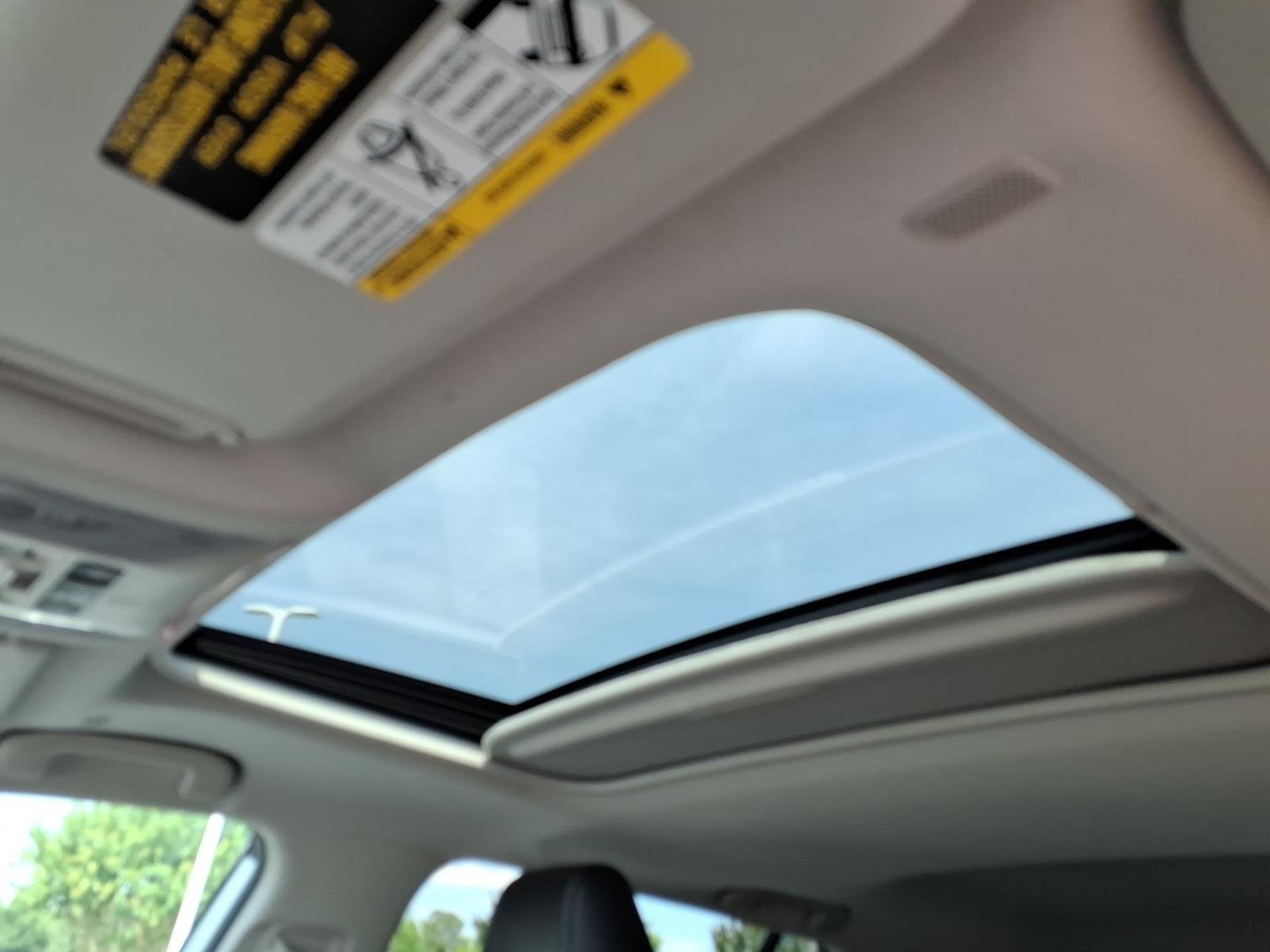 Used 2023 Silver Sky Metallic Toyota XLE Premium image 5