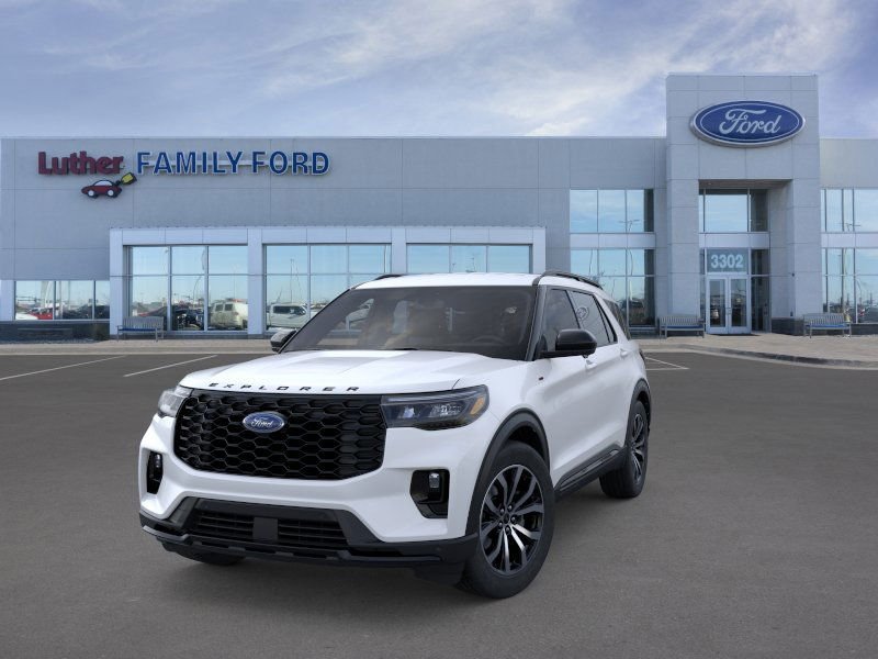New 2026 Star White Metallic Tri-Coat Ford ST-Line image 32