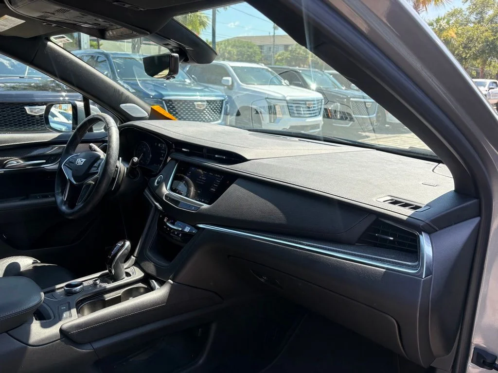 Used 2023 Silver Cadillac Sport image 17