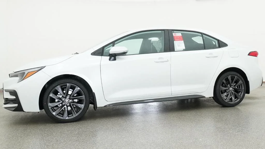 New 2026 Wind Chill Pearl Toyota SE image 4