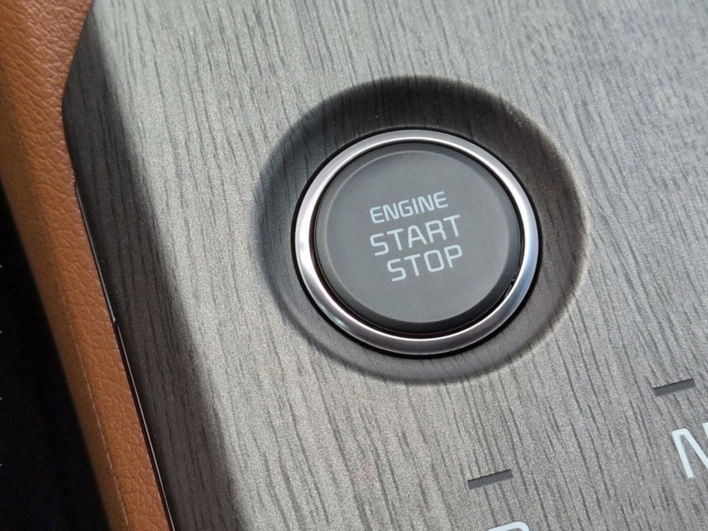New 2026 Shadow Matte Gray Kia X-Line image 34