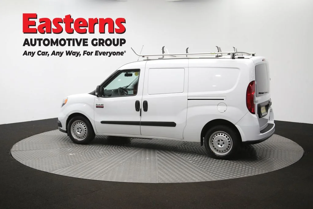 Used 2022 White Ram Base image 59
