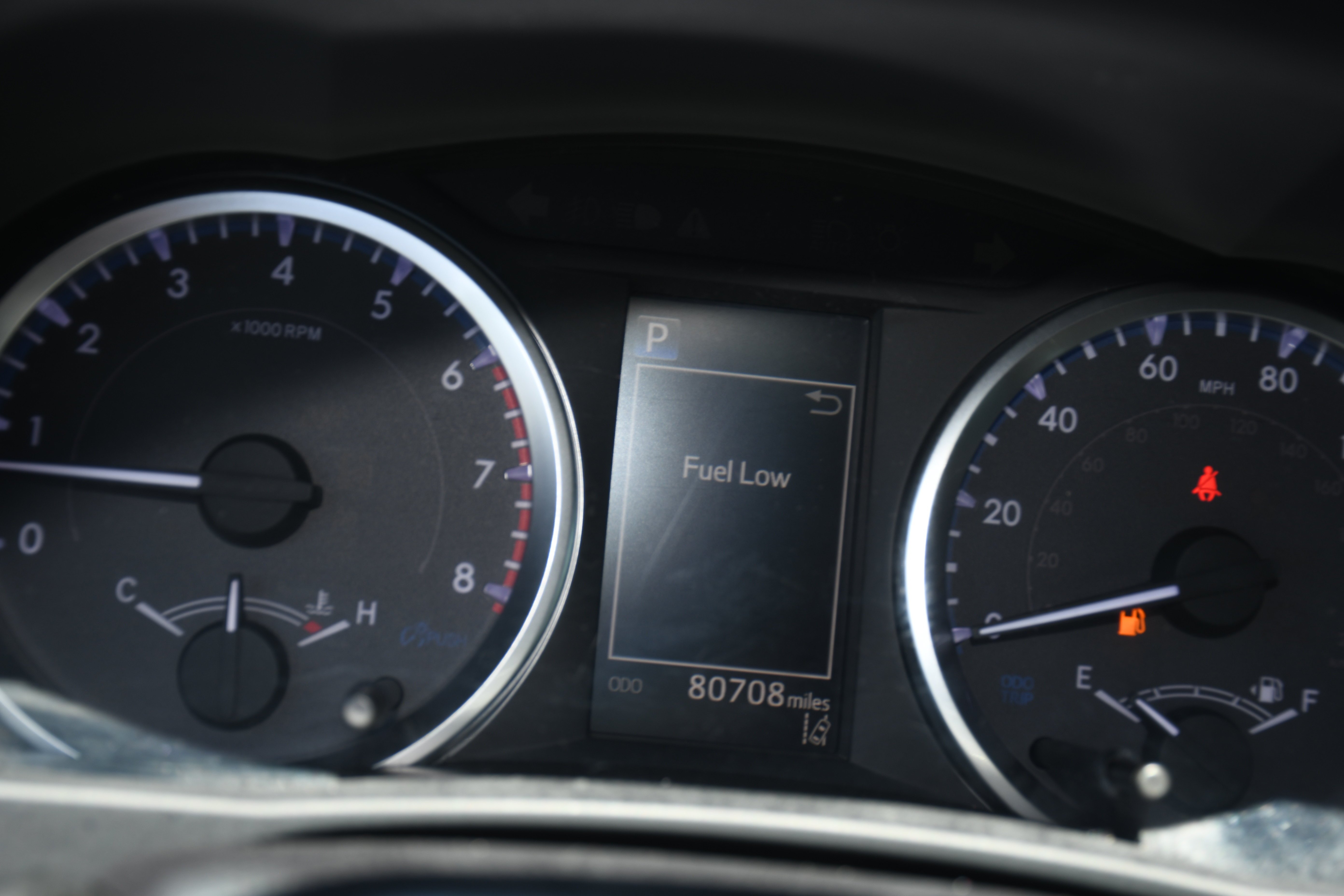 Used 2019 Gray Toyota LE image 12