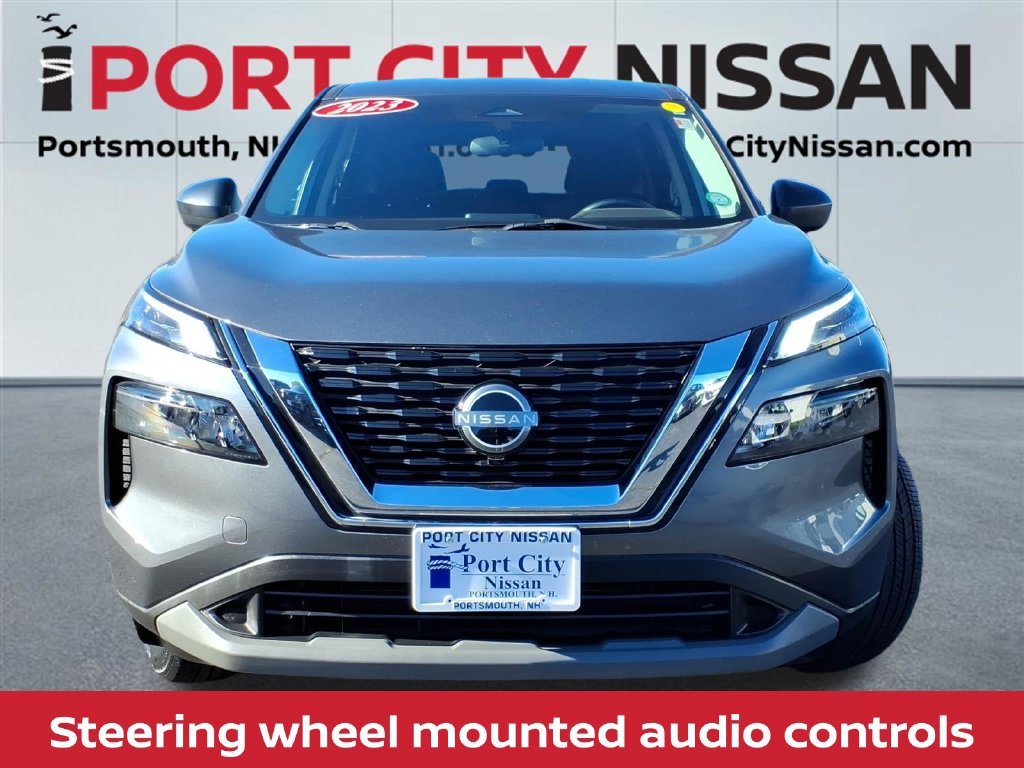 Used 2023 Gun Metallic Nissan S *only 4k miles!* image 11