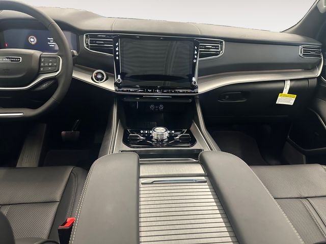 New 2026 High Gloss Black Exterior Paint Jeep Limited Reserve image 10