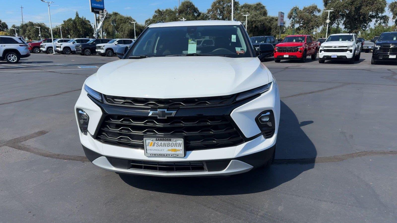 New 2026 Summit White Chevrolet 2LT image 6