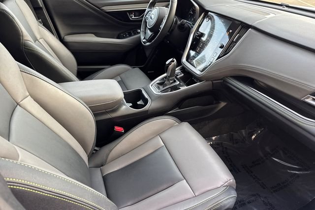 Used 2025 White Subaru Onyx Edition image 19