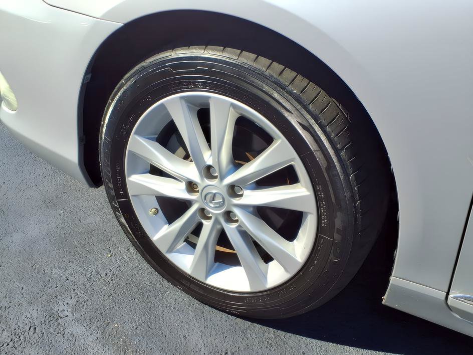Used 2011 Tungsten Pearl Lexus 350 image 9