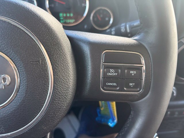 Used 2015 Anvil Clearcoat Jeep Sport image 22