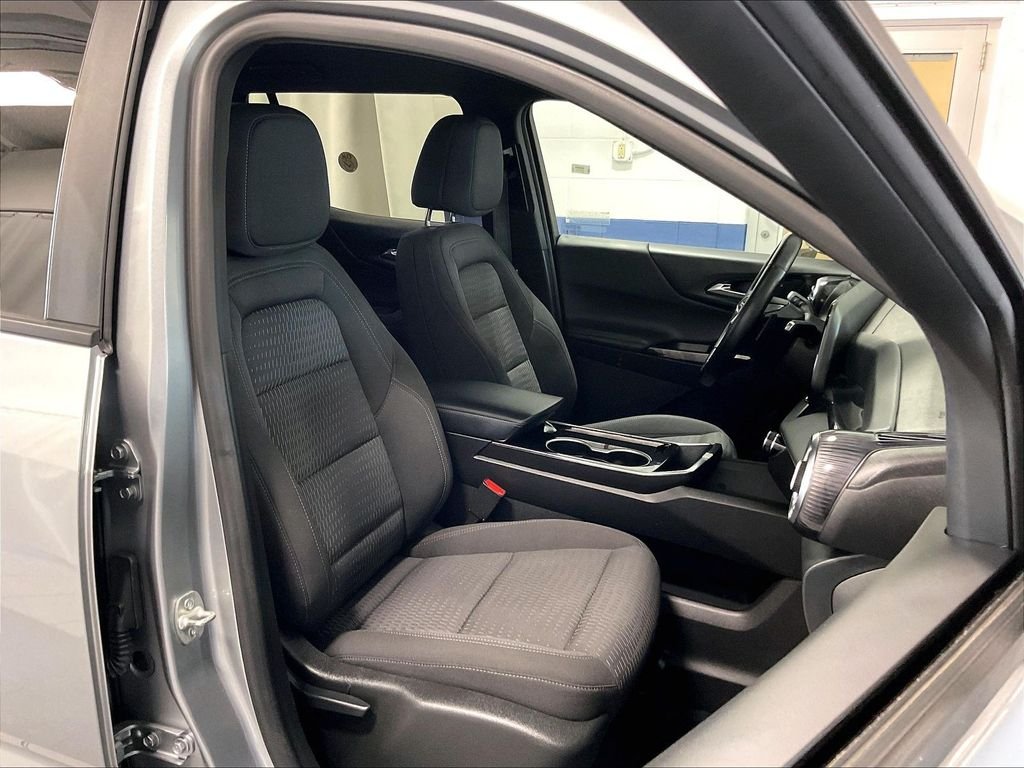 Used 2025 Sterling Gray Metallic Chevrolet LT image 11