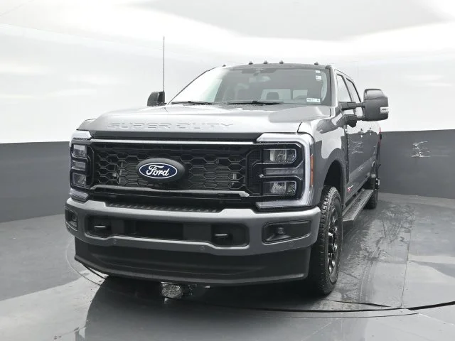New 2027 Carbonized Gray Metallic Ford F-250® Lariat® image 24