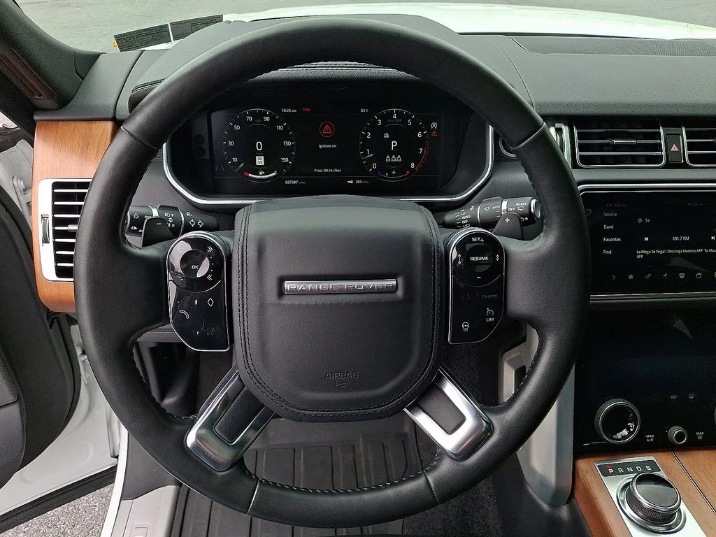 Used 2019 Fuji White Land Rover 3.0L V6 Supercharged HSE image 15