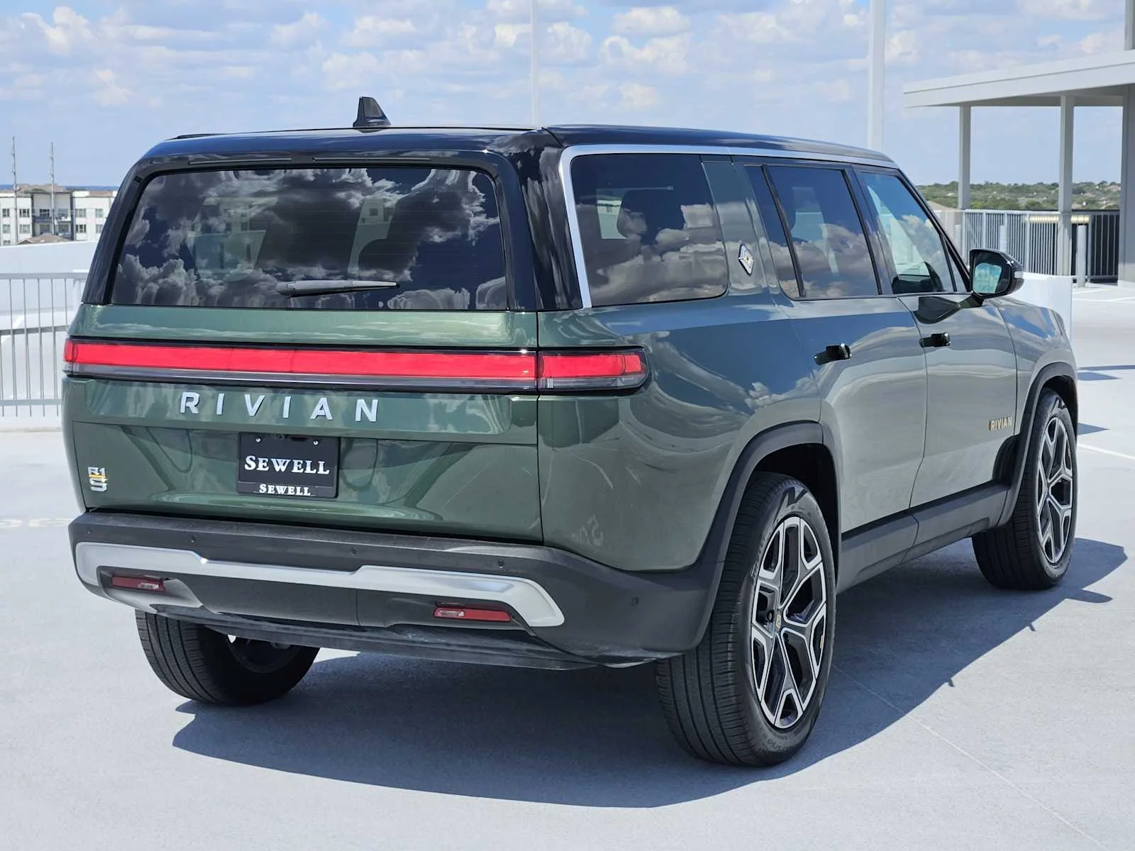 Used 2023 Forest Green Rivian Adventure image 5