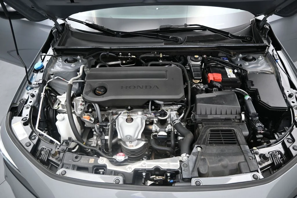 Certified Used 2025 Urban Gray Pearl Honda Sport image 12