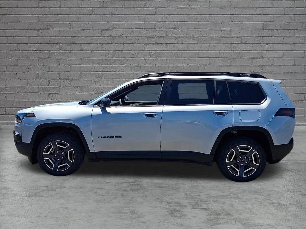 New 2026 Silver Zynith Clearcoat Jeep Laredo image 5