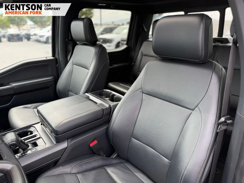 Used 2024 Silver Ford XLT image 27