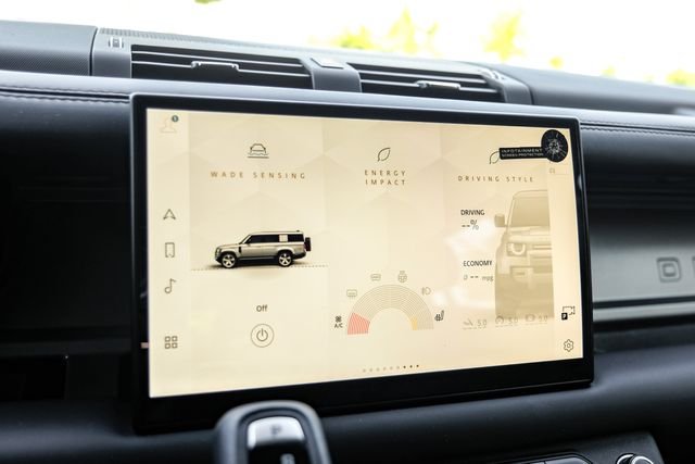 2025 Land Rover Defender V8 - Photo 43