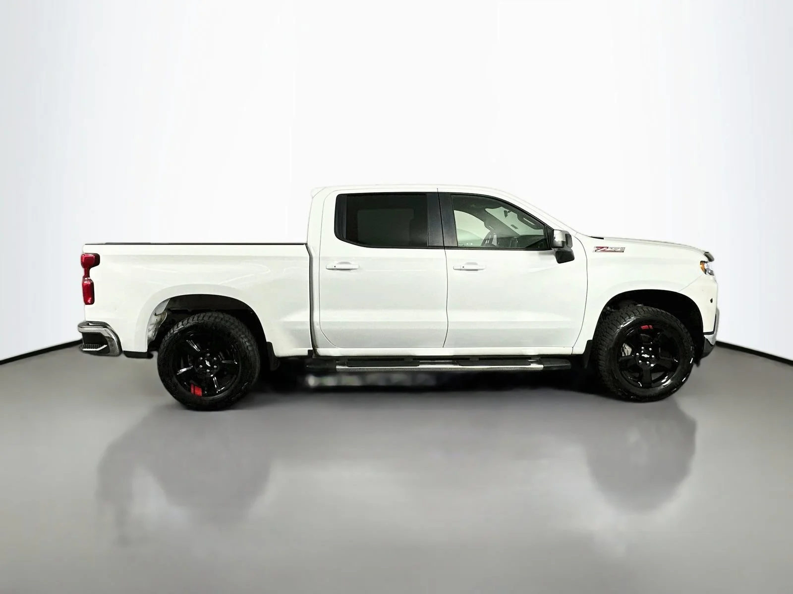 Used 2019 SUMMIT WHITE Chevrolet LT image 9