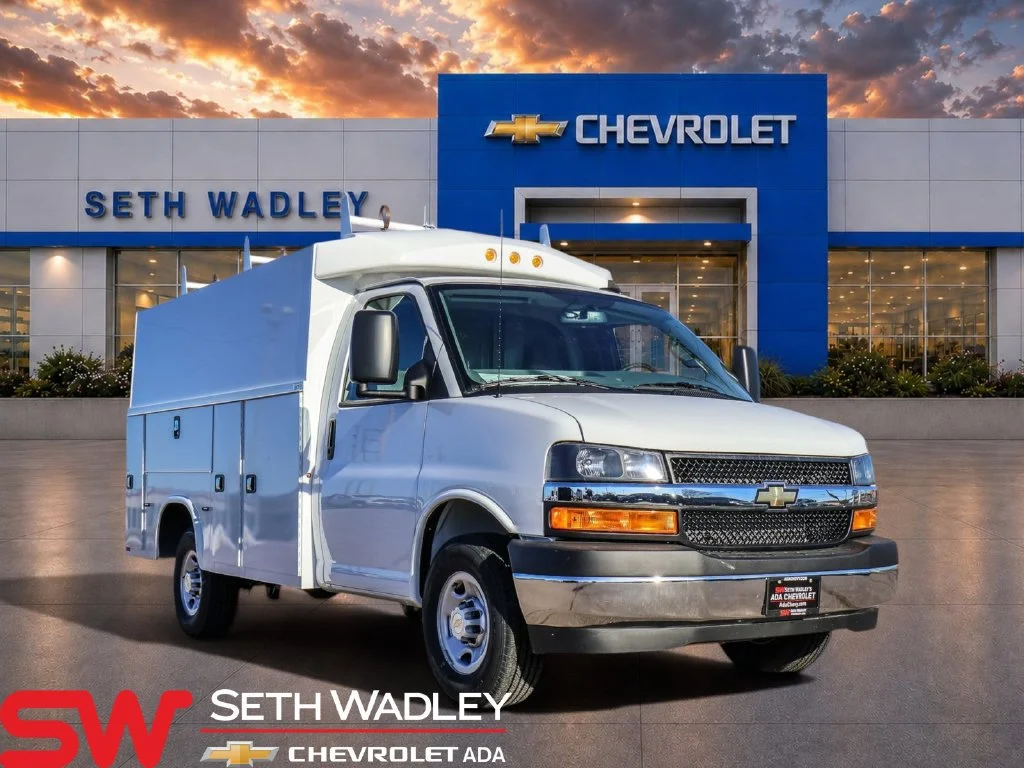 2025 Chevrolet Express Cutaway