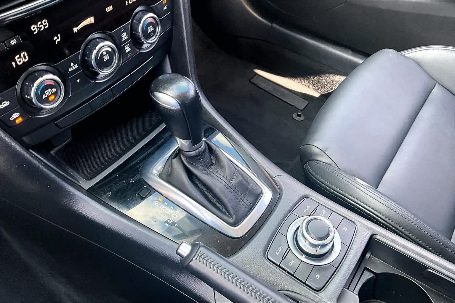 Used 2015 Liquid Silver Metallic Mazda i Touring image 15