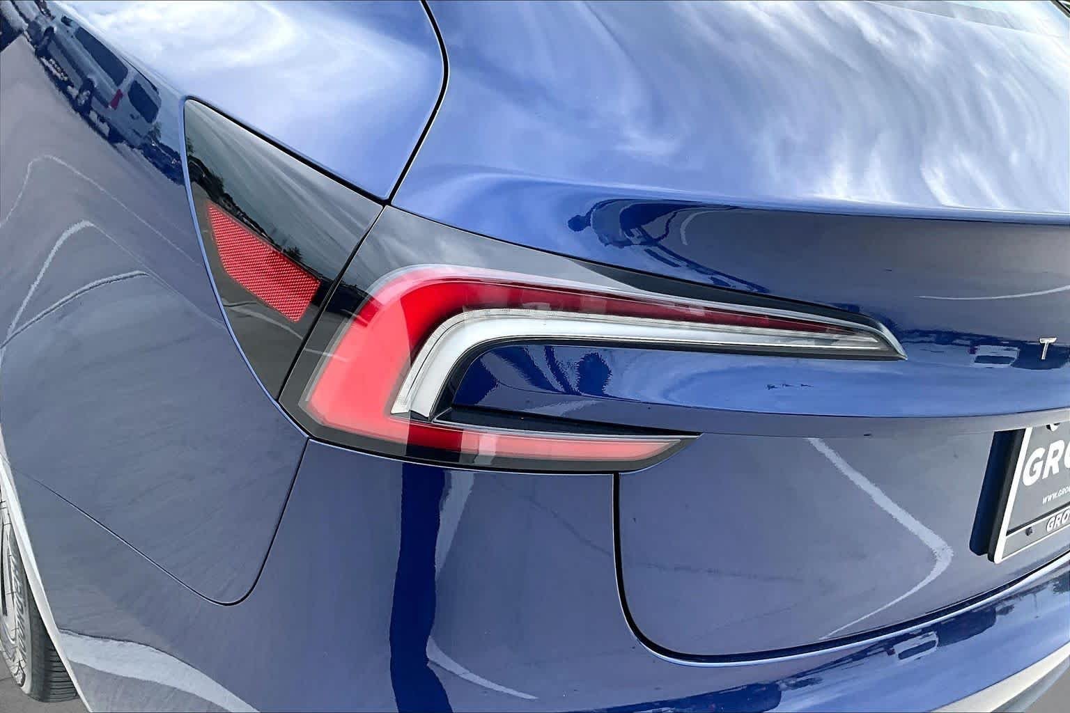 Used 2025 Deep Blue Metallic Tesla Long Range image 27